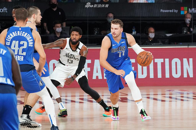 能在防守端 能在防守端