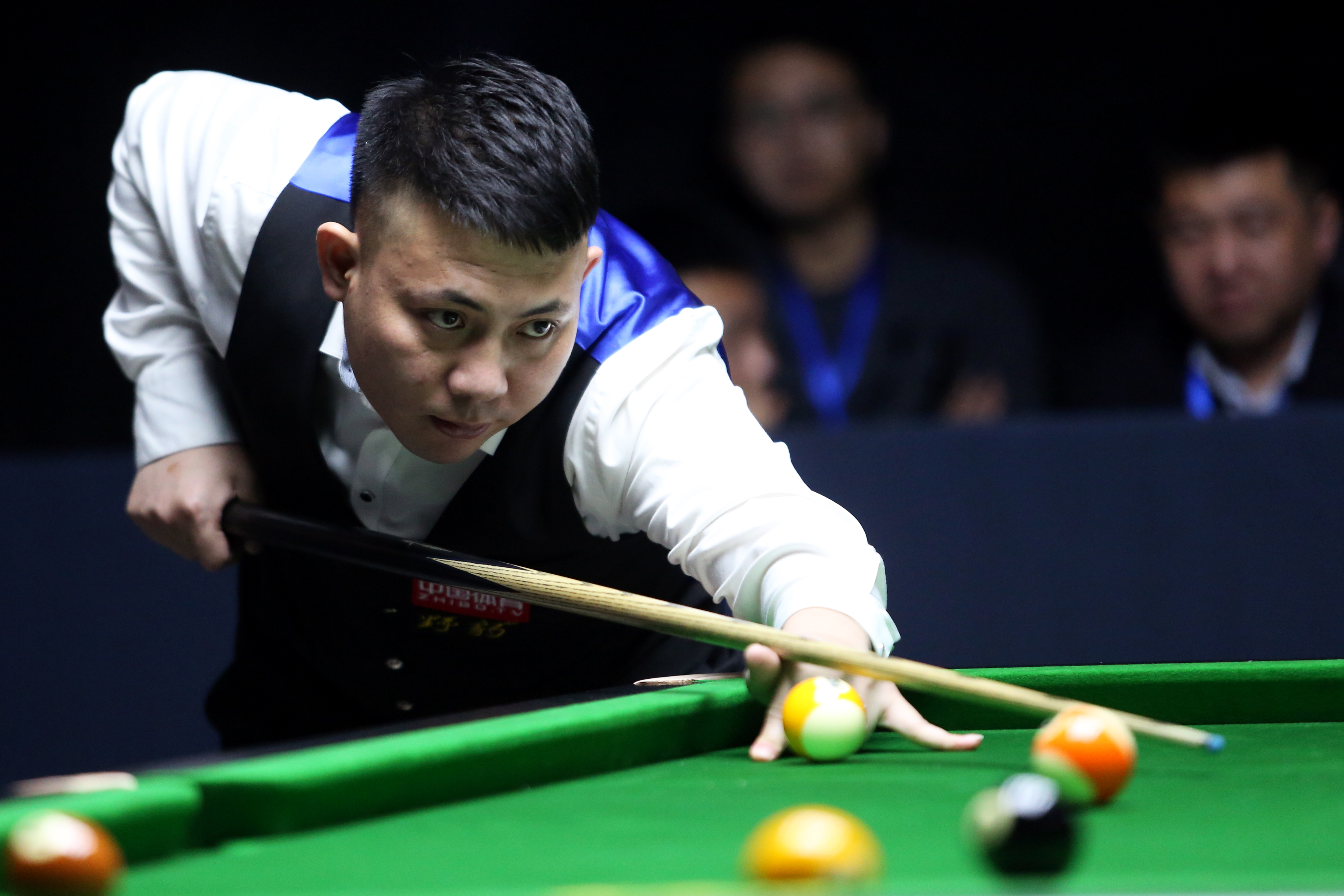 一系列惊险 一系列惊险