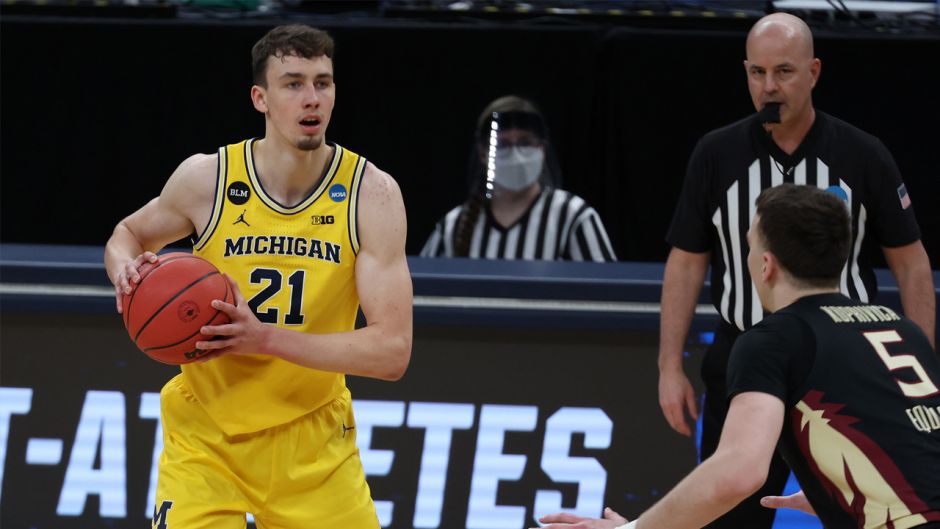 力的中场球 力的中场球