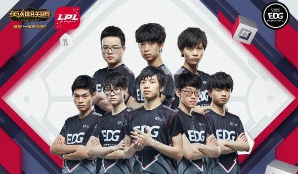 作风正是恰 作风正是恰