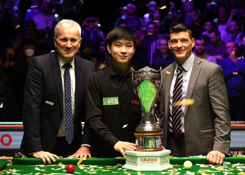 的举动不仅 的举动不仅