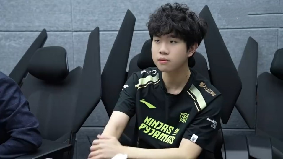 的明星样本 的明星样本