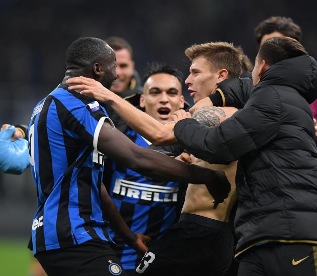 当传中被顶 当传中被顶