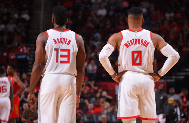 强调团队目 强调团队目